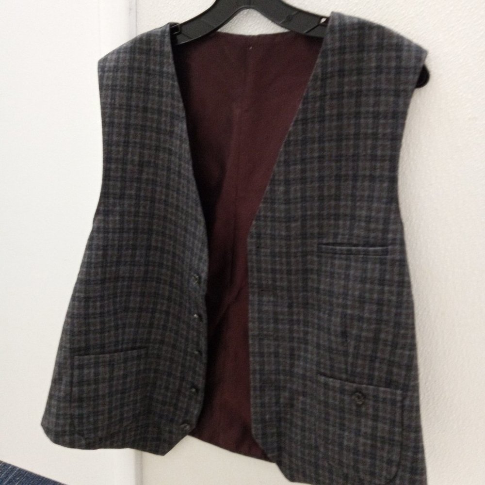 Men's vintage Suit Blazer Vest Pit To Pit 22